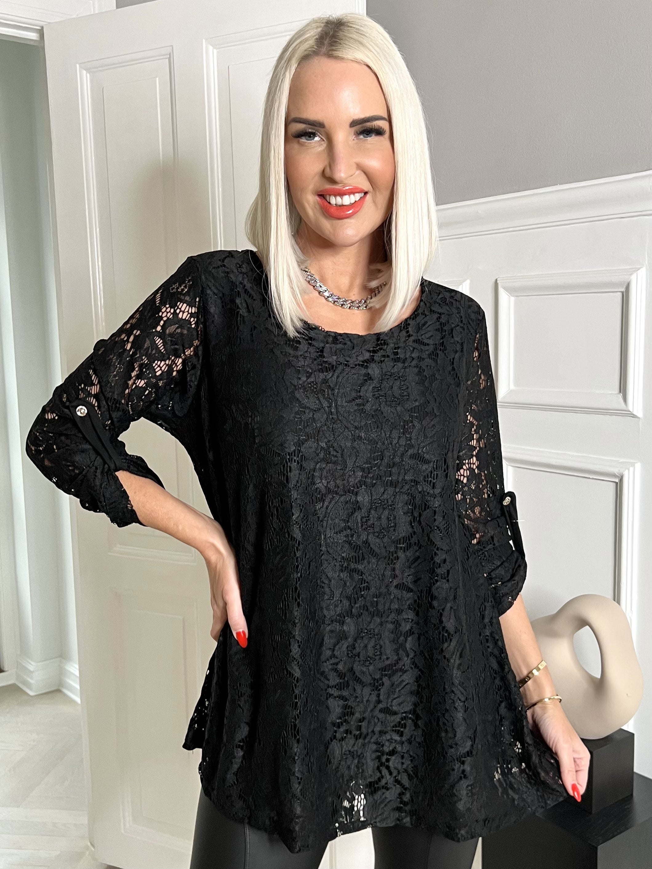 Nadira - Sød tunika i blondestof